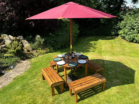 Charles Taylor HB299 - Knights Eight Seat Round Table Set