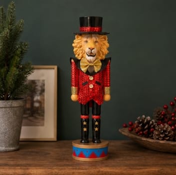 Three Kings wooden Christmas models and scenes Three Kings 'CircusCracker' Lion Nutcracker Figurine
