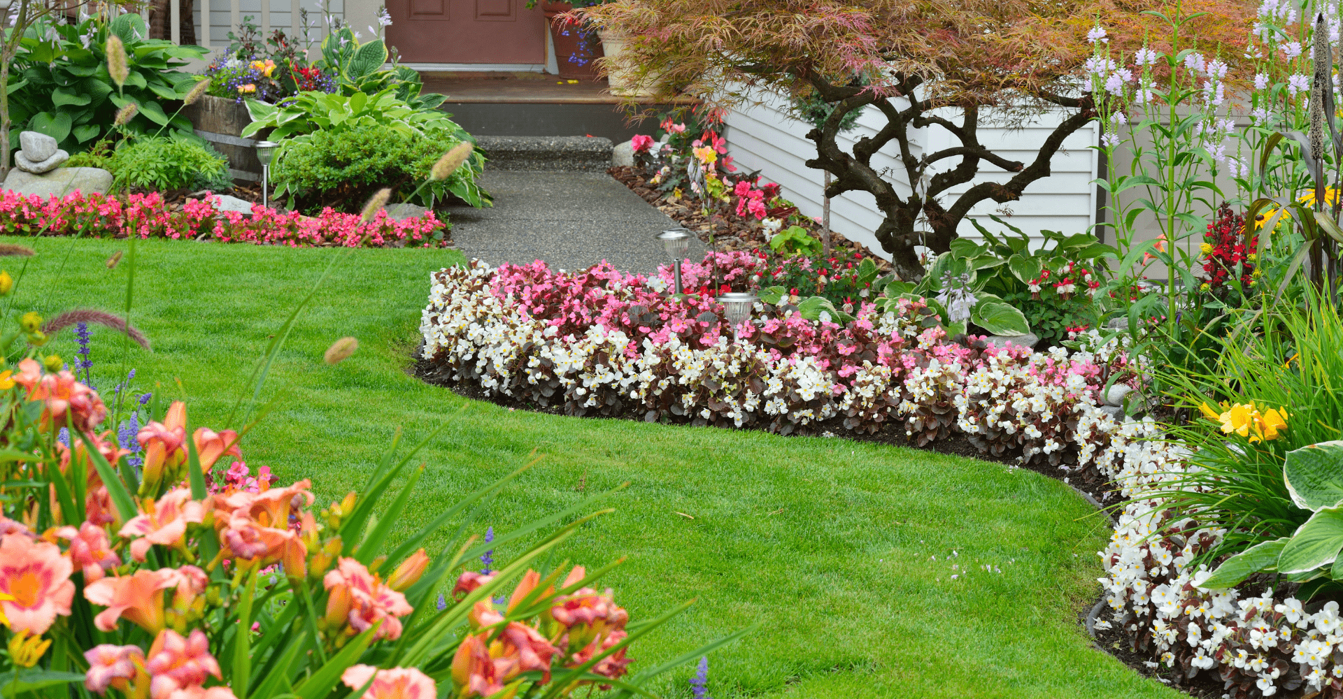 Figuras Para Pueblo Navideño PUPPY GETS A SWING RIDE, B/O (4.5V) - Tuincentrum Lemax Navidad