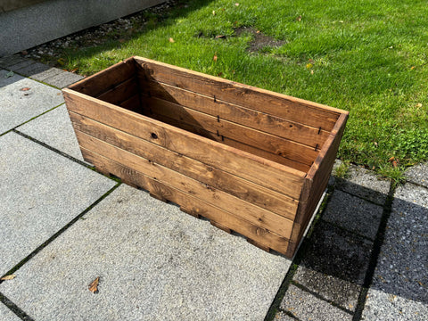 Charles Taylor HB105 - Large Berwick Trough