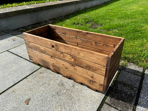 Charles Taylor HB105 - Large Berwick Trough
