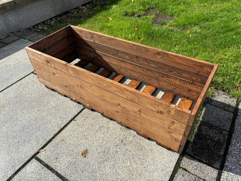 Charles Taylor HB106 - Extra Large Berwick Trough