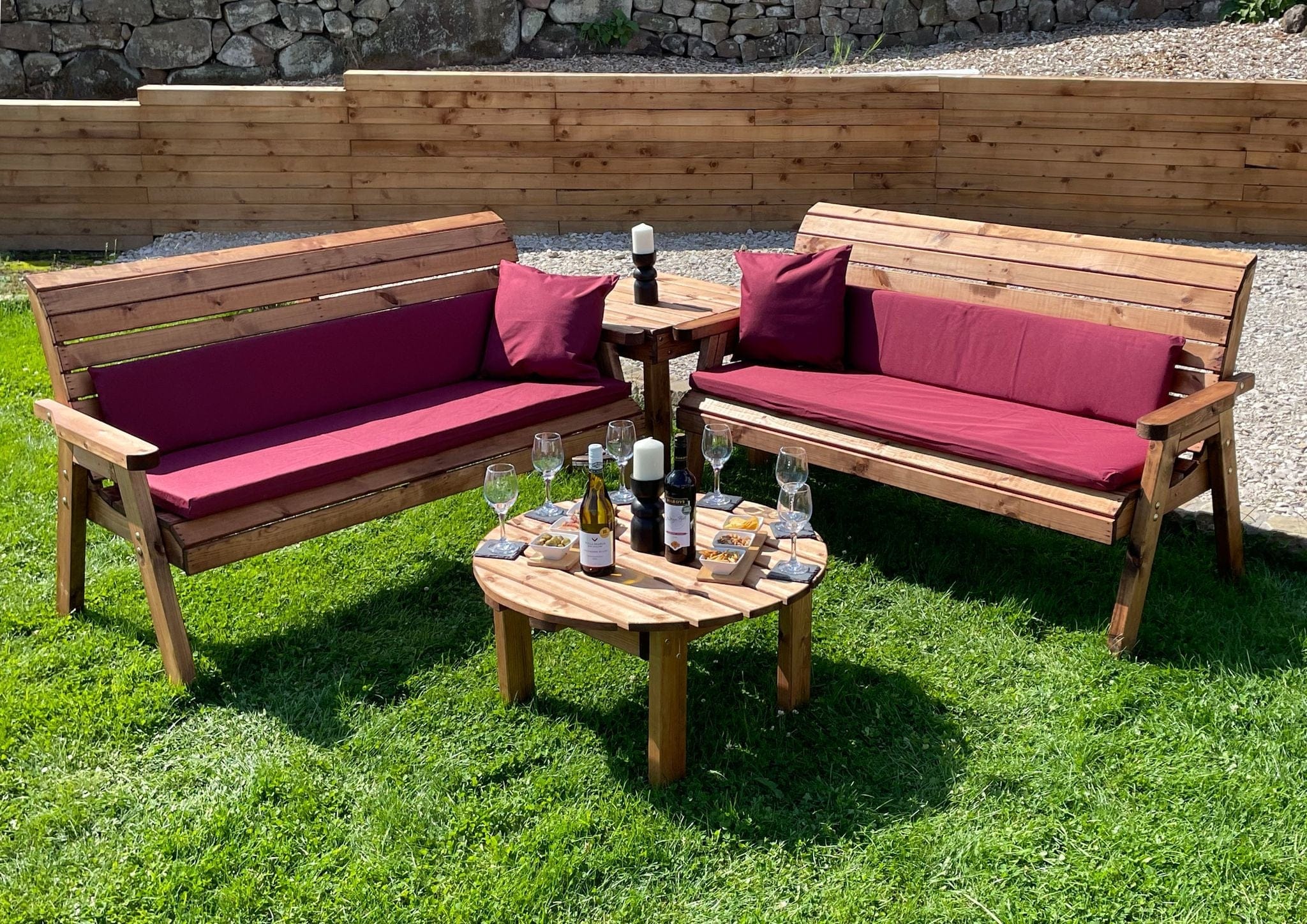 Charles Taylor HB268B - Six Seater Balmoral Corner Set Burgundy Cushion