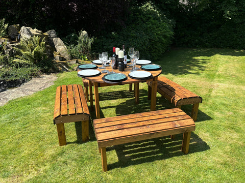 Charles Taylor HB299 - Knights Eight Seat Round Table Set