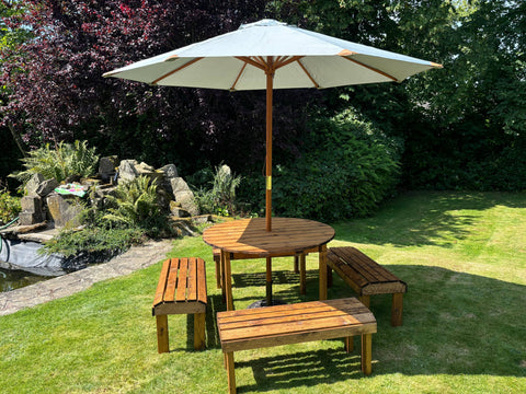 Charles Taylor HB299 - Knights Eight Seat Round Table Set