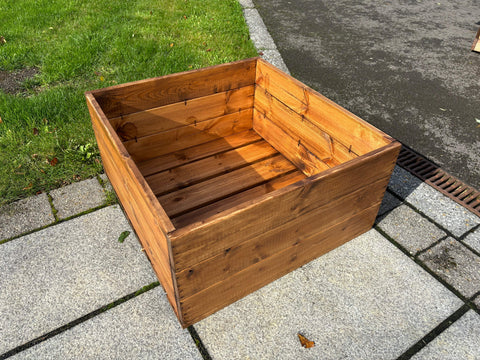 Charles Taylor HB314 - Country Kitchen Large Raised Bed