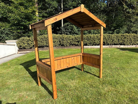 Charles Taylor HB323 - Imperial BBQ Shelter
