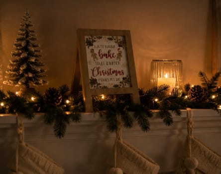 Festive wooden Christmas models and scenes Double Sided Wooden Gingerbread Standing Board – 20cm