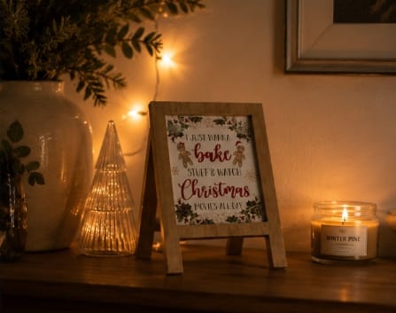 Festive wooden Christmas models and scenes Double Sided Wooden Gingerbread Standing Board – 20cm