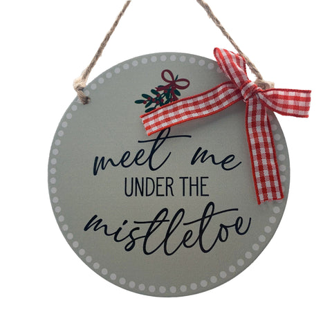 Festive Signs Xmas Festive Christmas 10cm Hanging Wooden White Under The Mistletoe Sign