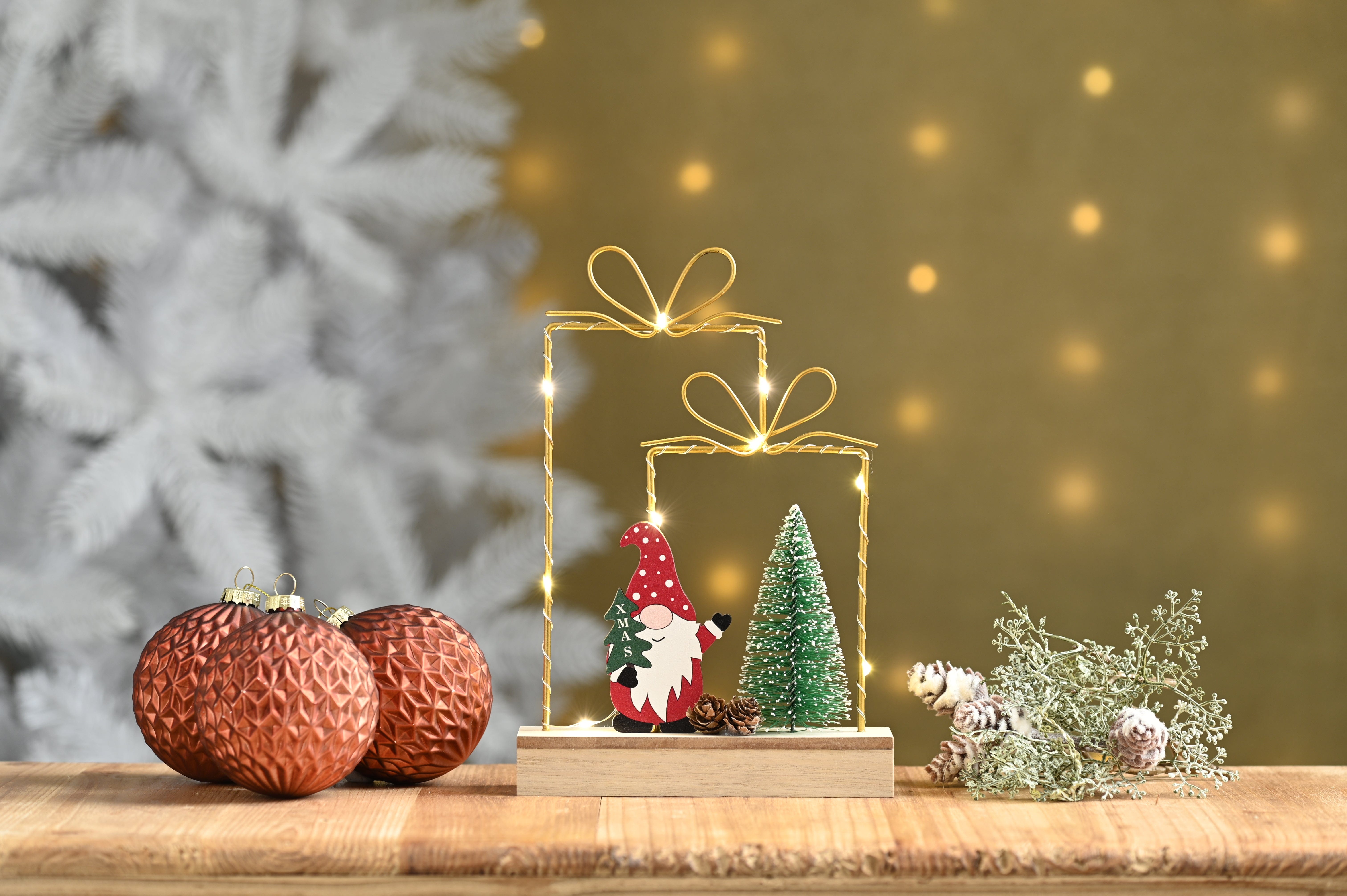 Festive Wooden Models & Scenes Festive Christmas 24cm B/O Lit Gonk and Presents Scene