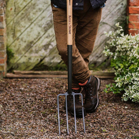 Kent & Stowe Digging Fork Kent & Stowe Carbon Steel Digging Fork 110cm Length