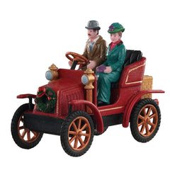 Lemax Caddington Village Table Accents Lemax Caddington Village First Car In Town