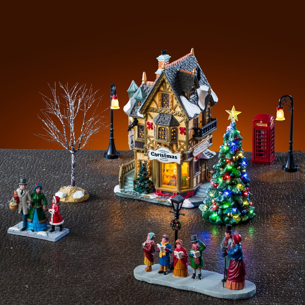 Lemax Caddington Village Tannenbaum Christmas Shoppe Set