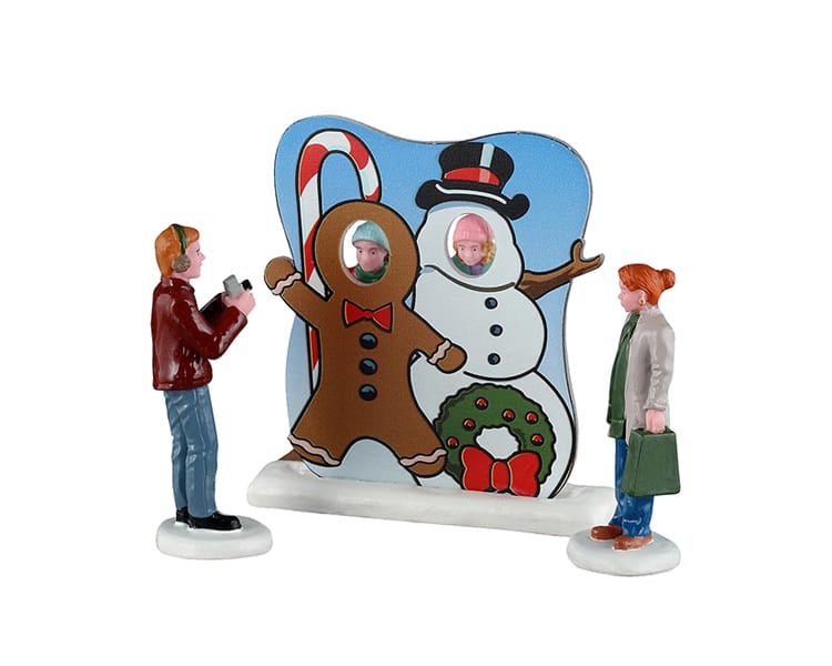 Lemax Harvest Crossing Figurines Lemax Frosty Photo Op, Set of 3