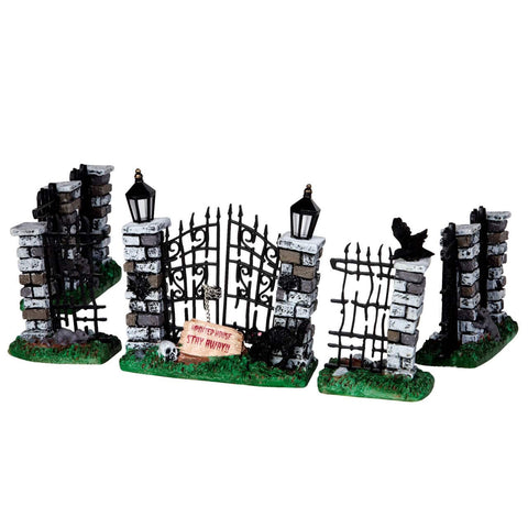 Lemax Spooky Town - Spooky Iron Gate And Fence, Set Of 5