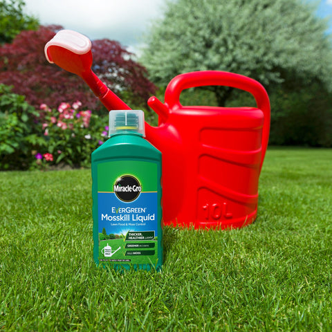 Miracle Gro Lawn Moss Remover Miracle-Gro EverGreen Mosskill Liquid 1 Litre 66sqm
