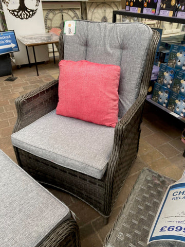 Pembrook Chatsworth Relaxer Bistro Set