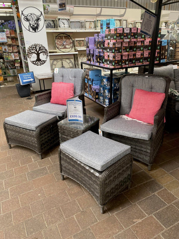 Pembrook Chatsworth Relaxer Bistro Set