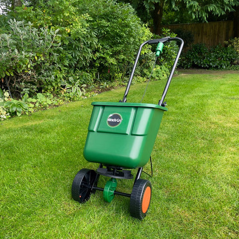Evergreen Garden Care Lawn Spreader Scotts Evergreen Rotary Lawn Spreader