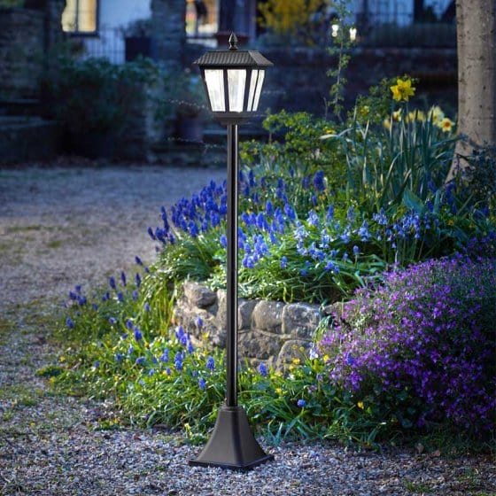 Smart Solar Metro Lamp Post – Trowell Garden Centre
