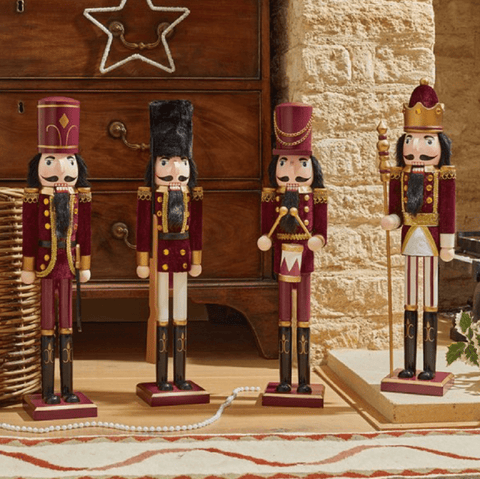 Three Kings Christmas Decor Three Kings Burgundy Brigadier XL