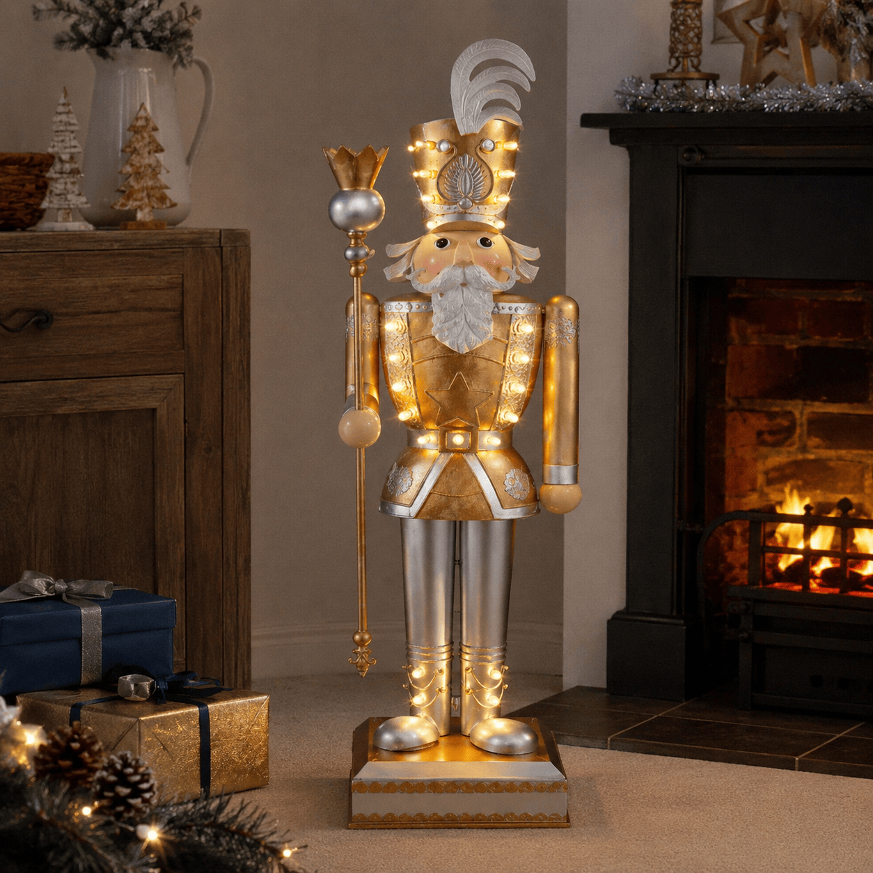 Three Kings Nutcrackers Three Kings Christmas Giant InLit Nutcracker Gold/White – 119cm