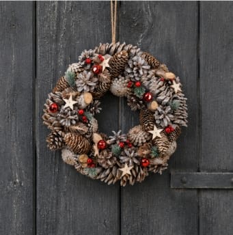 Three Kings Christmas Wreaths Three Kings FrostStar Christmas Wreath – 30cm
