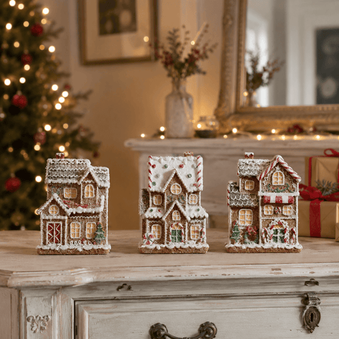 Three Kings Models & Scenes Three Kings Gingerbread Town House – 3 Assorted Designs