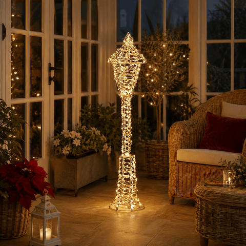 Three Kings LED Lamp Post Three Kings GoldTwist Lamp Post Christmas Decoration – 90cm