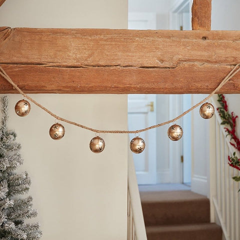 Three Kings Garlands Xmas Three Kings Sleigh Bell Garland Decoration – 1.5m