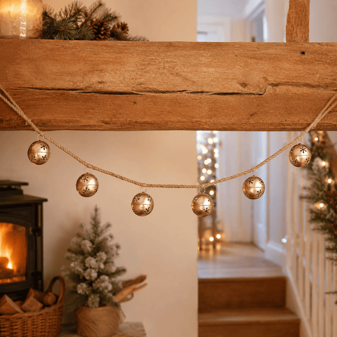 Three Kings Garlands Xmas Three Kings Sleigh Bell Garland Decoration – 1.5m
