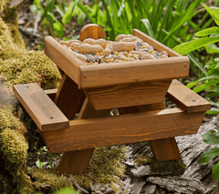 Tom Chambers Squirrel Feeders Tom Chambers Squirrel Picnic Place