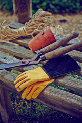 Town & Country Gardening Gloves Town & Country Deluxe Premium Leather Gauntlet Gloves Medium