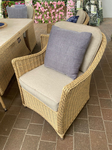 Trowell Garden Living Antigua 6 Seat Rectangular Dining Set with Parasol and Base