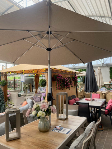 Woodlodge Colorado 6 Seater Set and Parasol