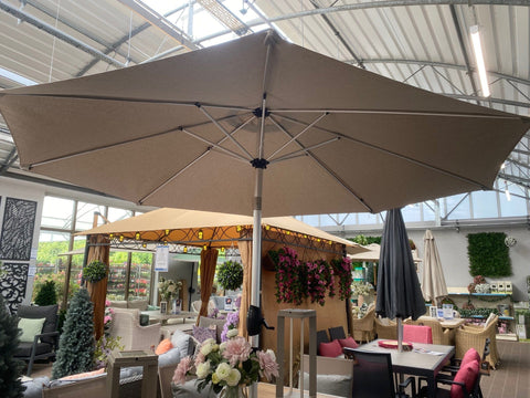 Woodlodge Colorado 6 Seater Set and Parasol