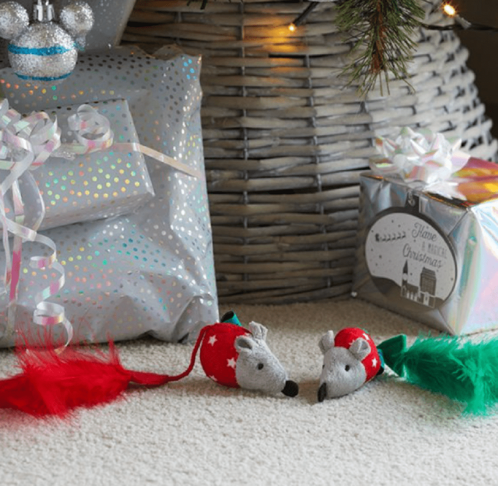 Zoon Cat Toys Zoon Nip-It Catnip Christmouse Cat Toy Twin Pack