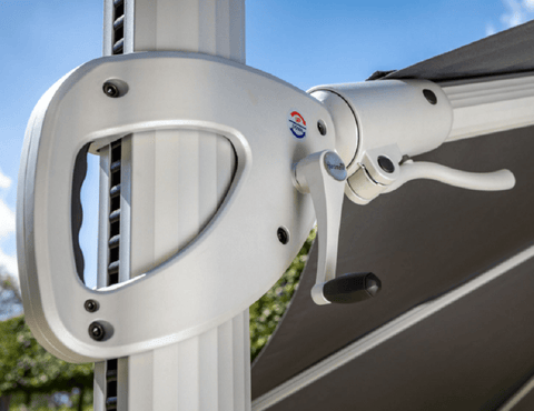 Hartman Garden Parasols Hartman Caribbean Cantilever Parasol w/ Lights 3M