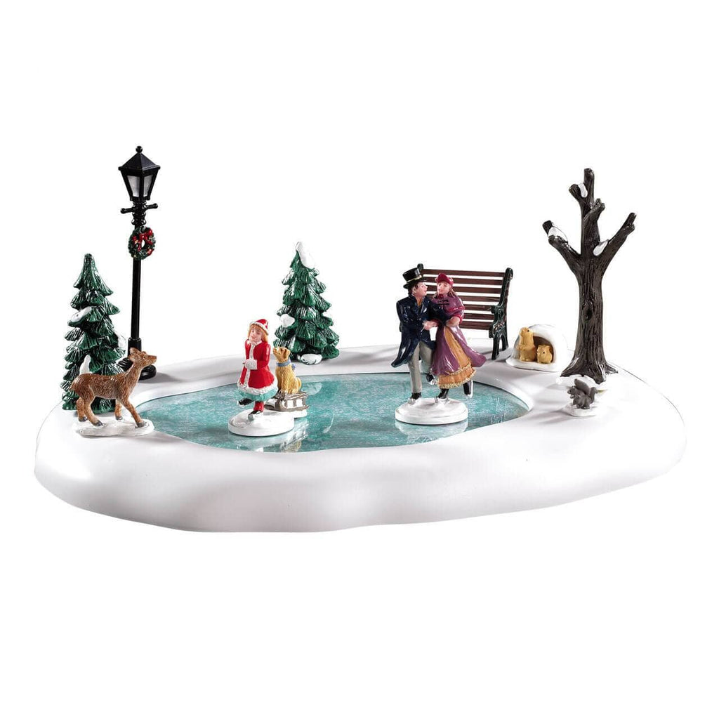 Lemax Table Pieces Lemax Victorian Skaters, Christmas Village Table Piece, B/O(4.5V)