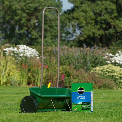 Miracle Gro Lawn Moss Remover Miracle-Gro EverGreen Mosskill 80sqm