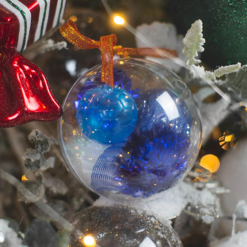 Trowell Garden Centre Rosewood Blue cat bauble toy