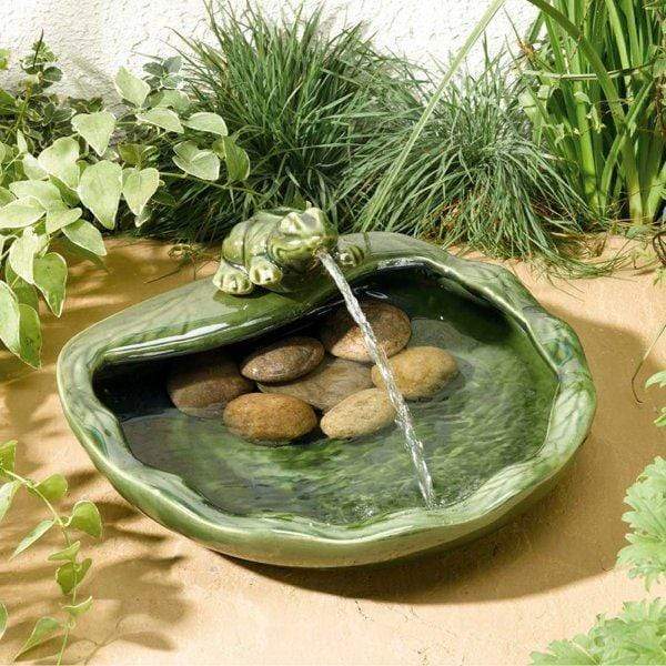 Smart Garden Water Feature Smart Garden Ceramic Frog Solar Fountain